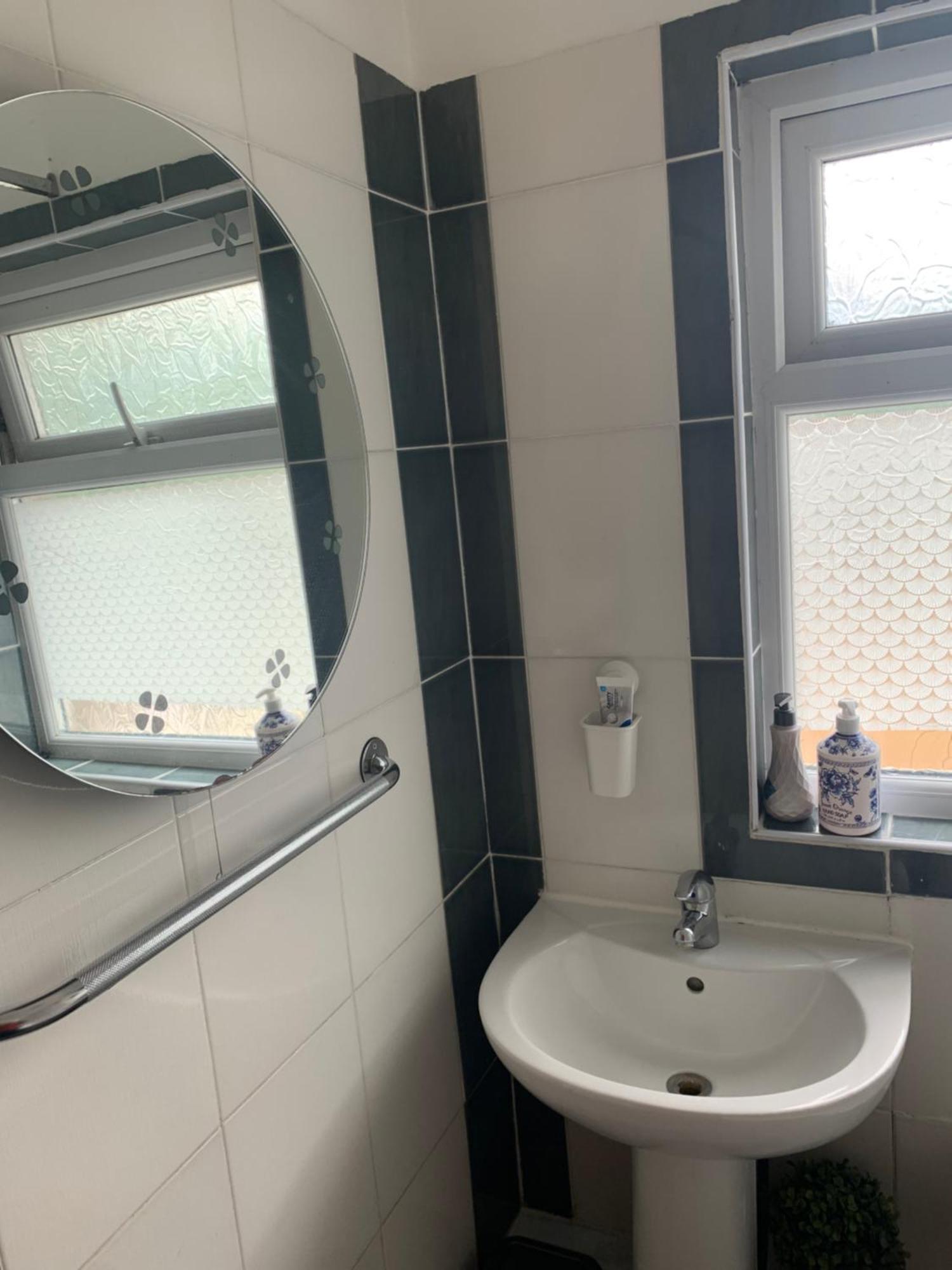 Accommodatie bij particulieren Large Double Ovo Wembley Stadium Londen